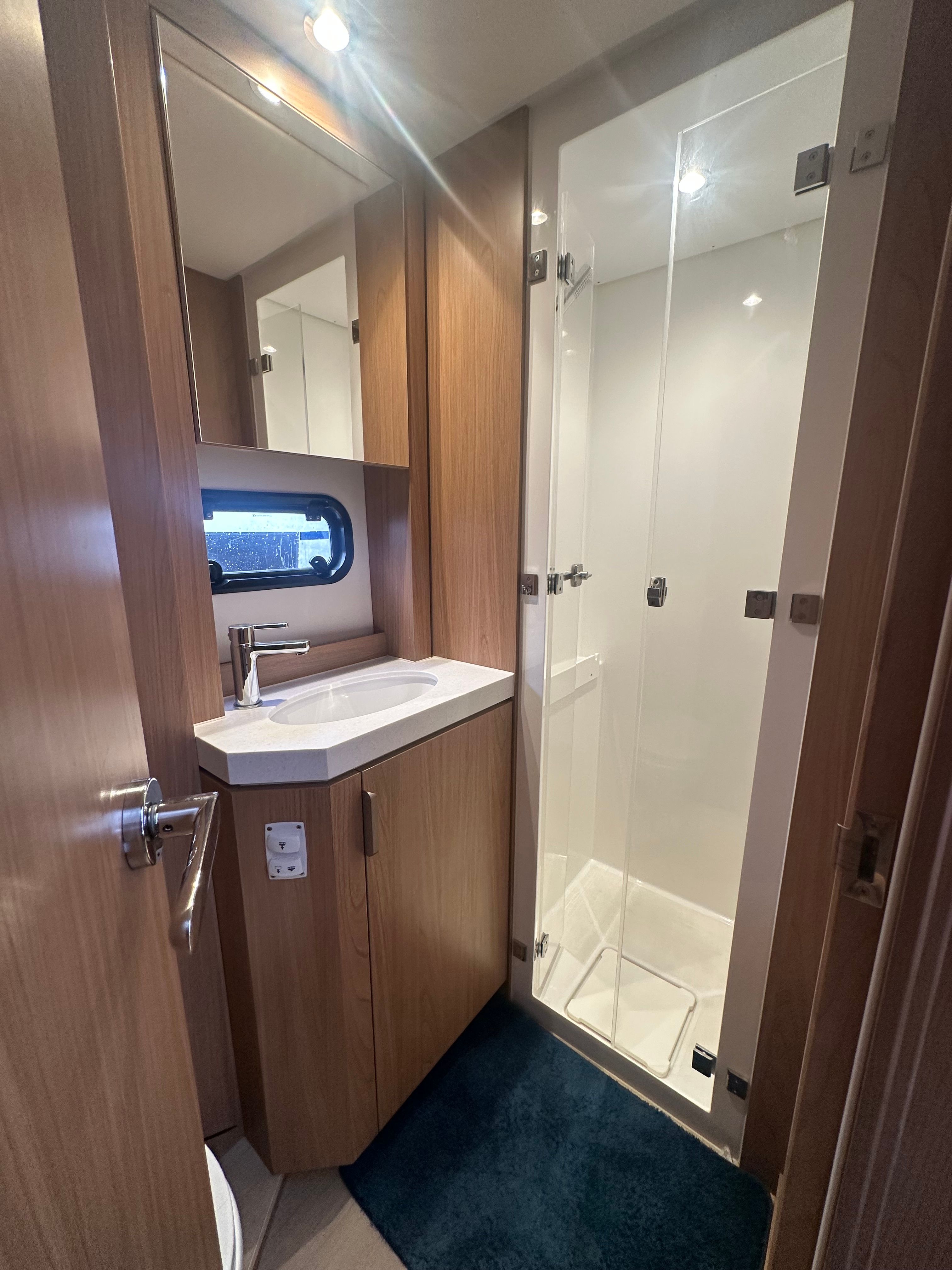 Bali 4.6 | Kos 46.Cat11