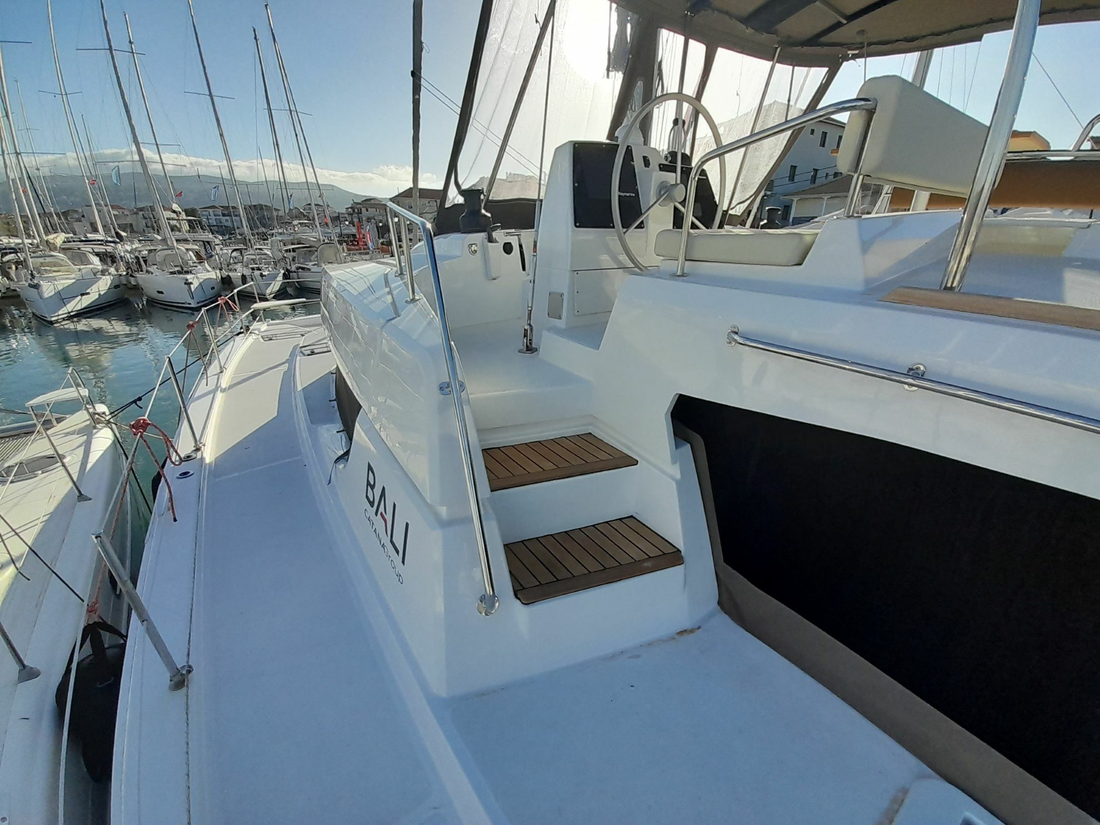 Bali 4.6 | Kos 46.Cat12