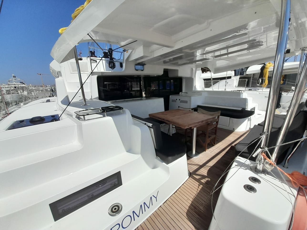 Lagoon 46 | Mommy Pommy