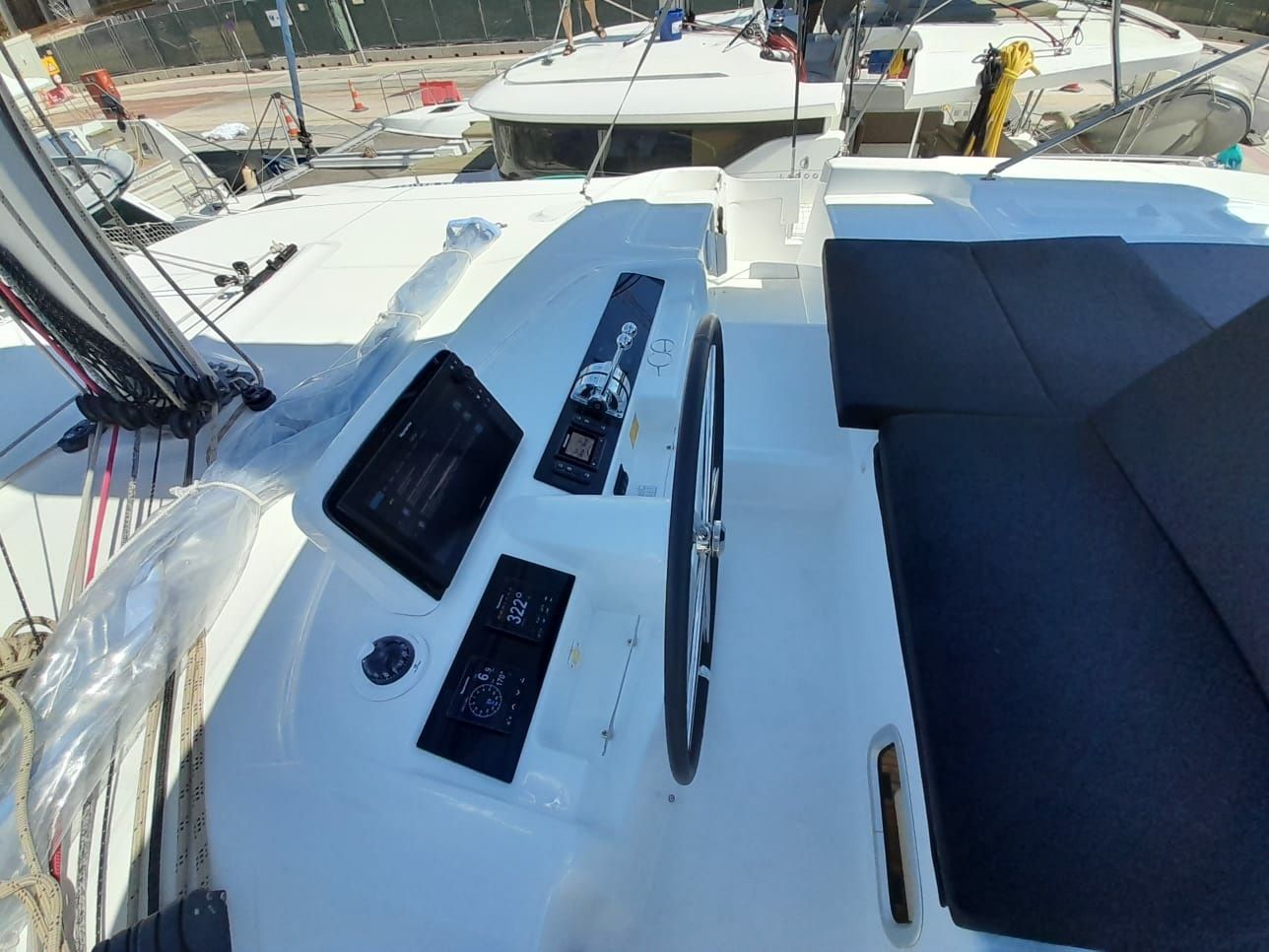 Lagoon 46 | Mommy Pommy