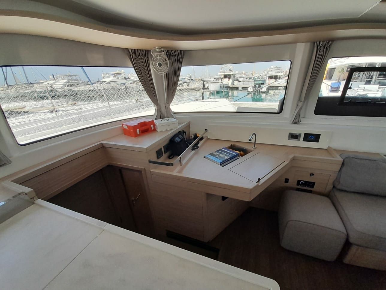 Lagoon 46 | Mommy Pommy