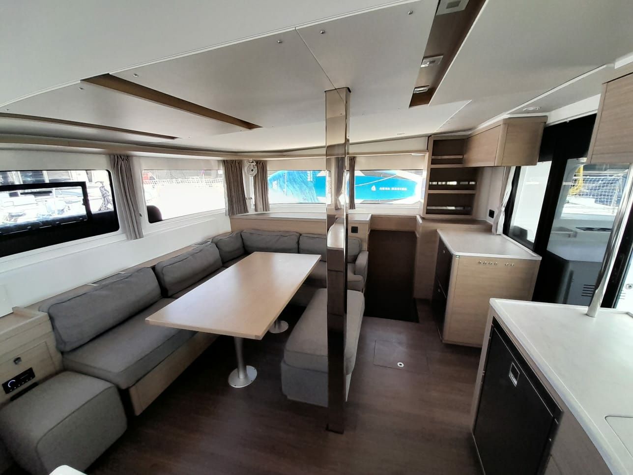 Lagoon 46 | Mommy Pommy