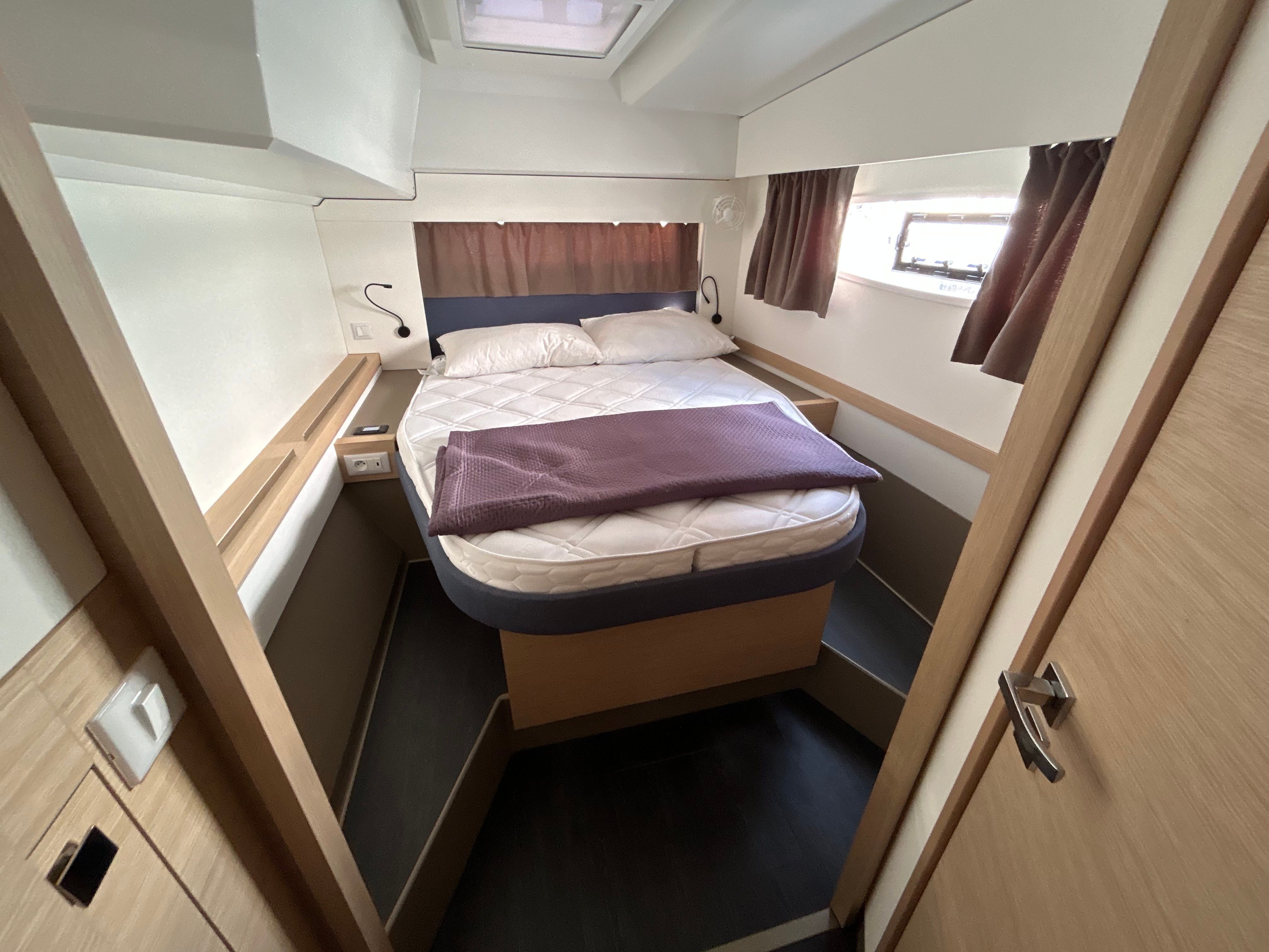 Fountaine Pajot Astrea 42 | Deutz