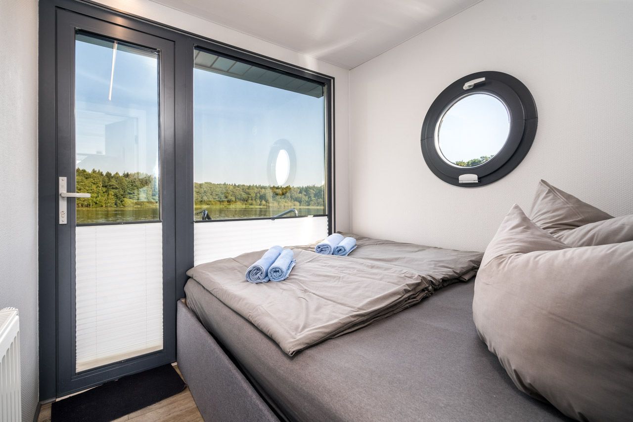 La Mare Apart LL | Herbert