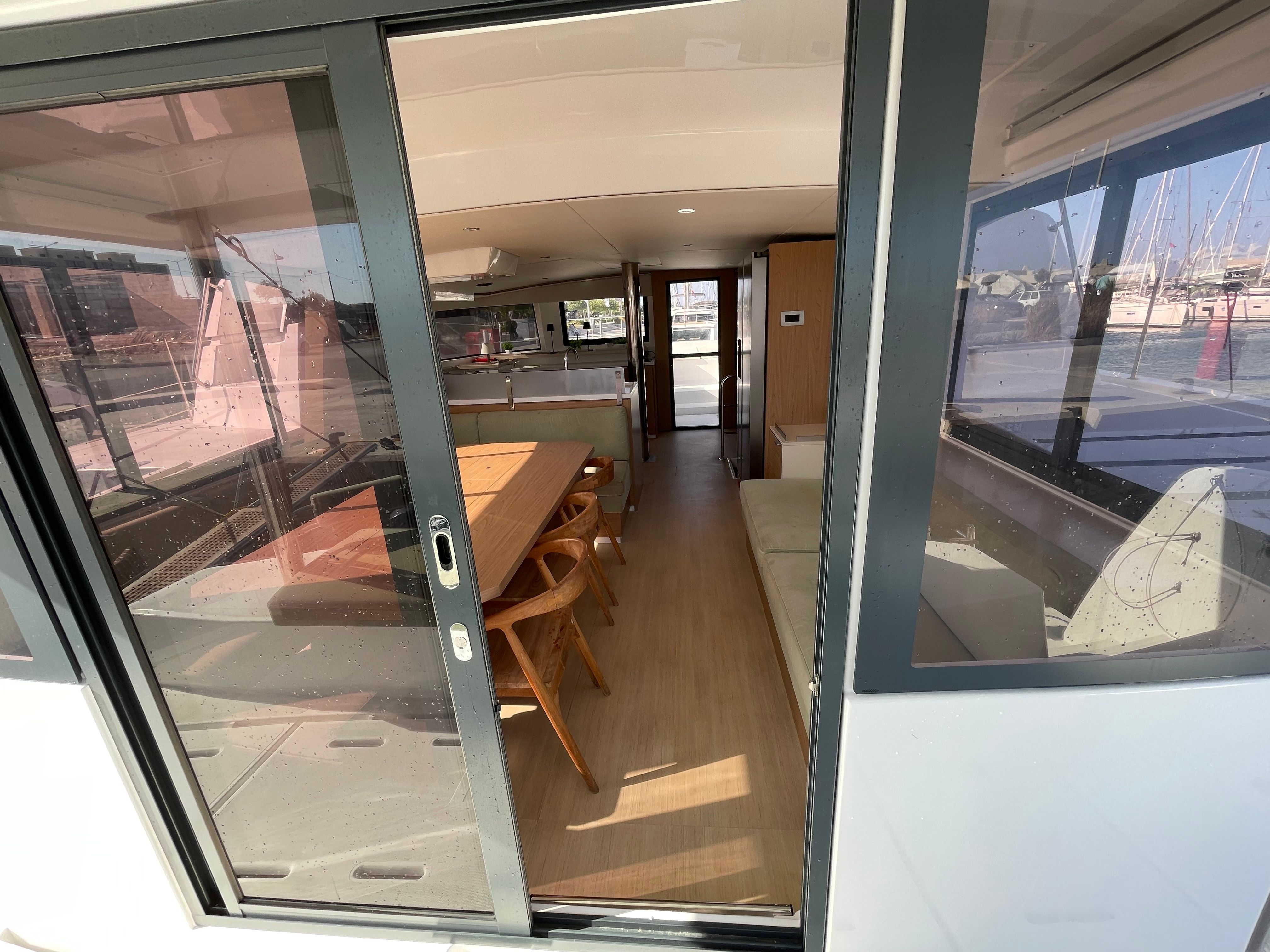 Bali 4.6 | Little Emma