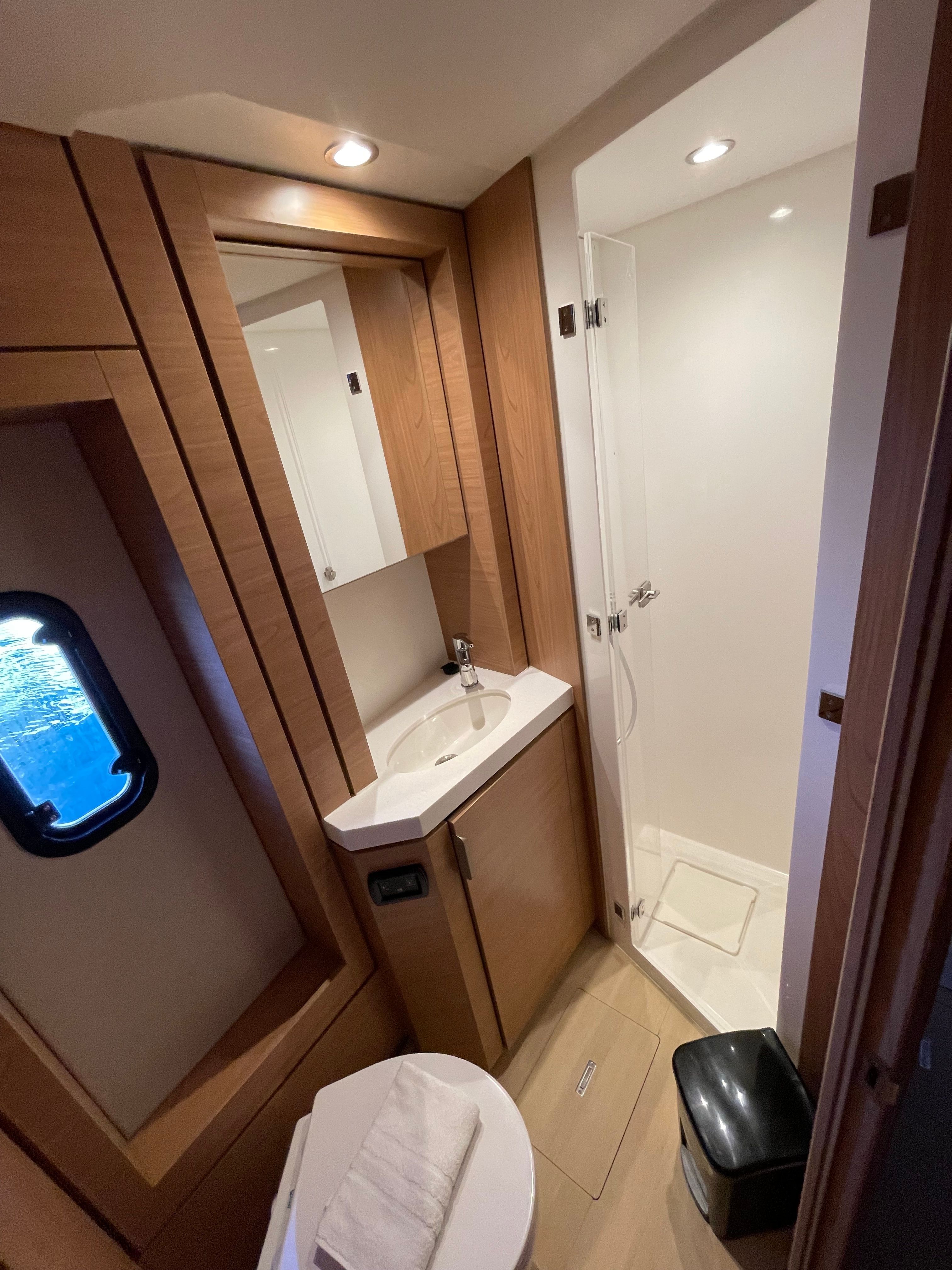 Bali 4.6 | Little Emma