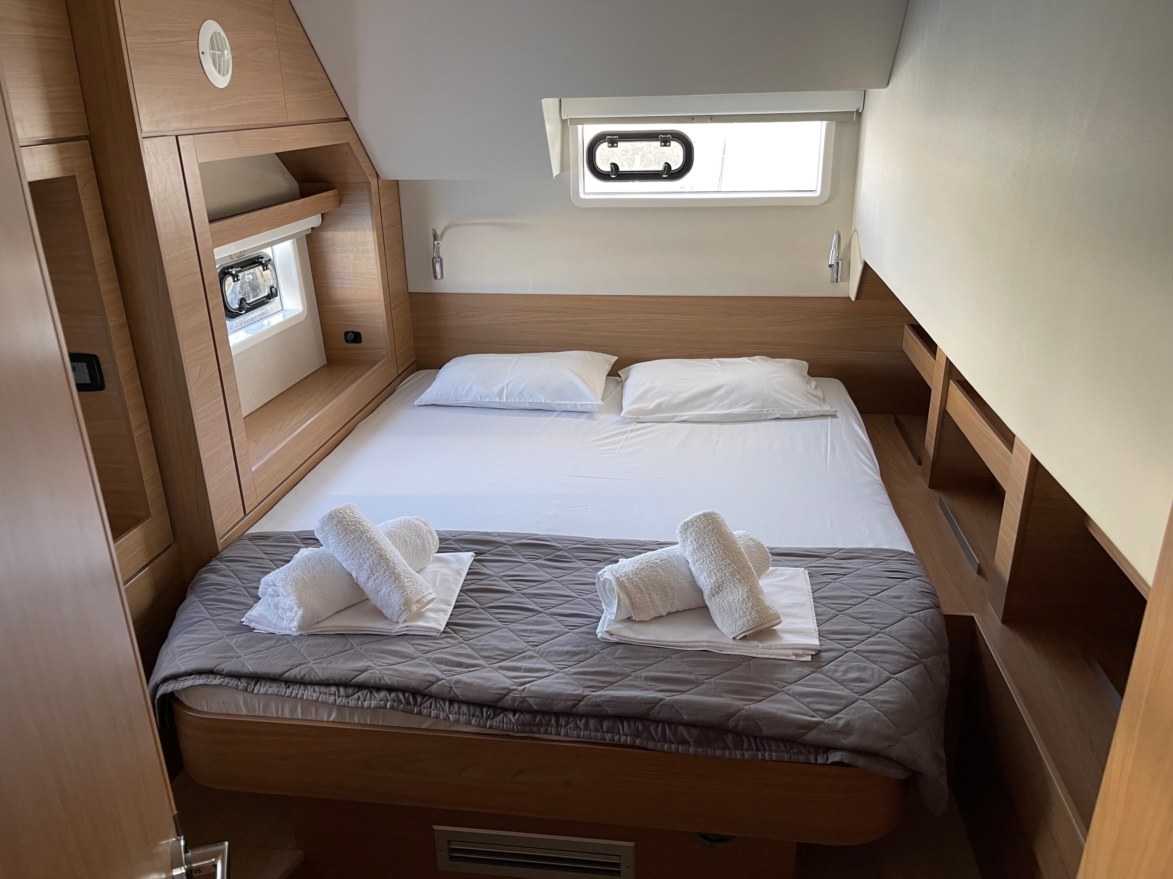 Bali 4.6 | Little Emma