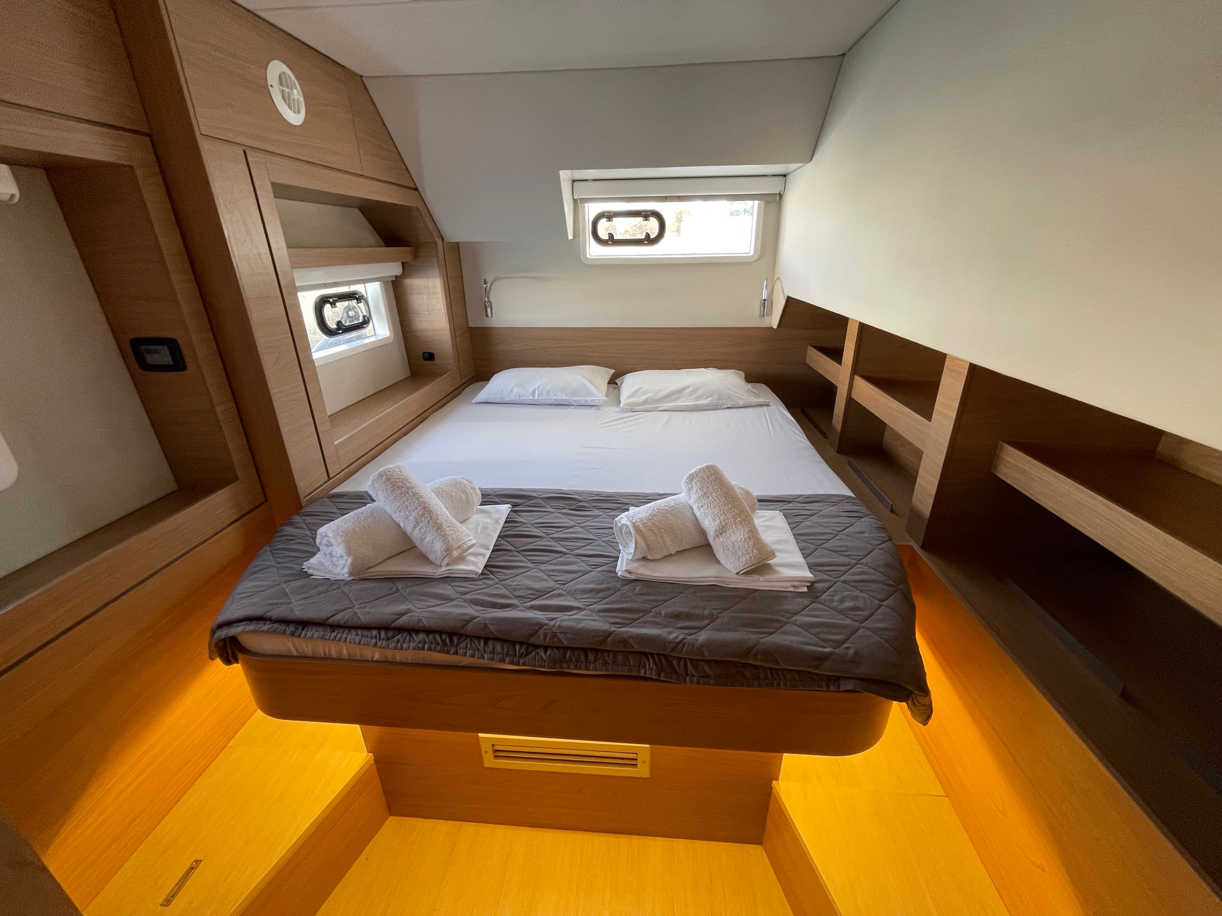 Bali 4.6 | Little Emma