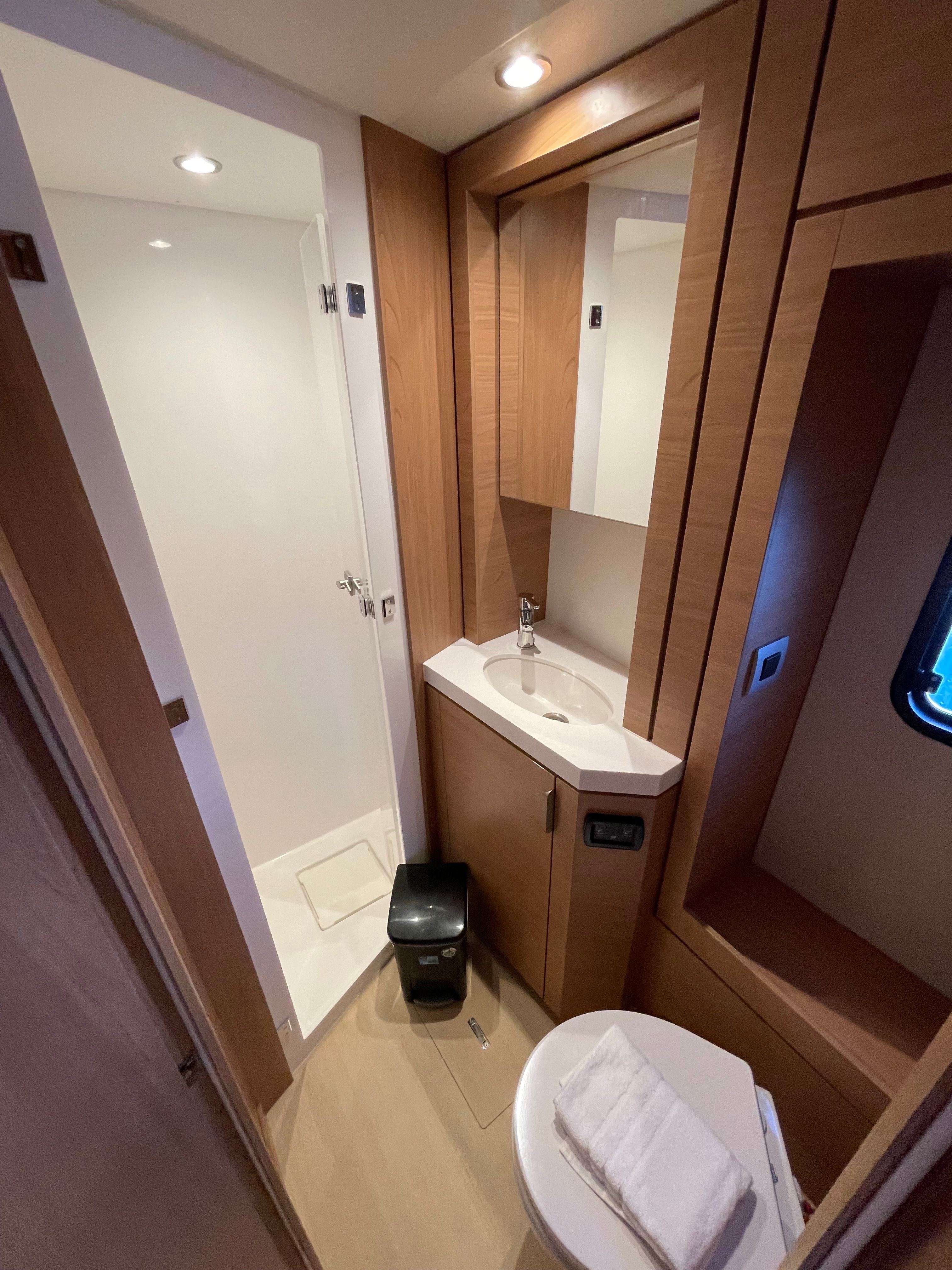 Bali 4.6 | Little Emma