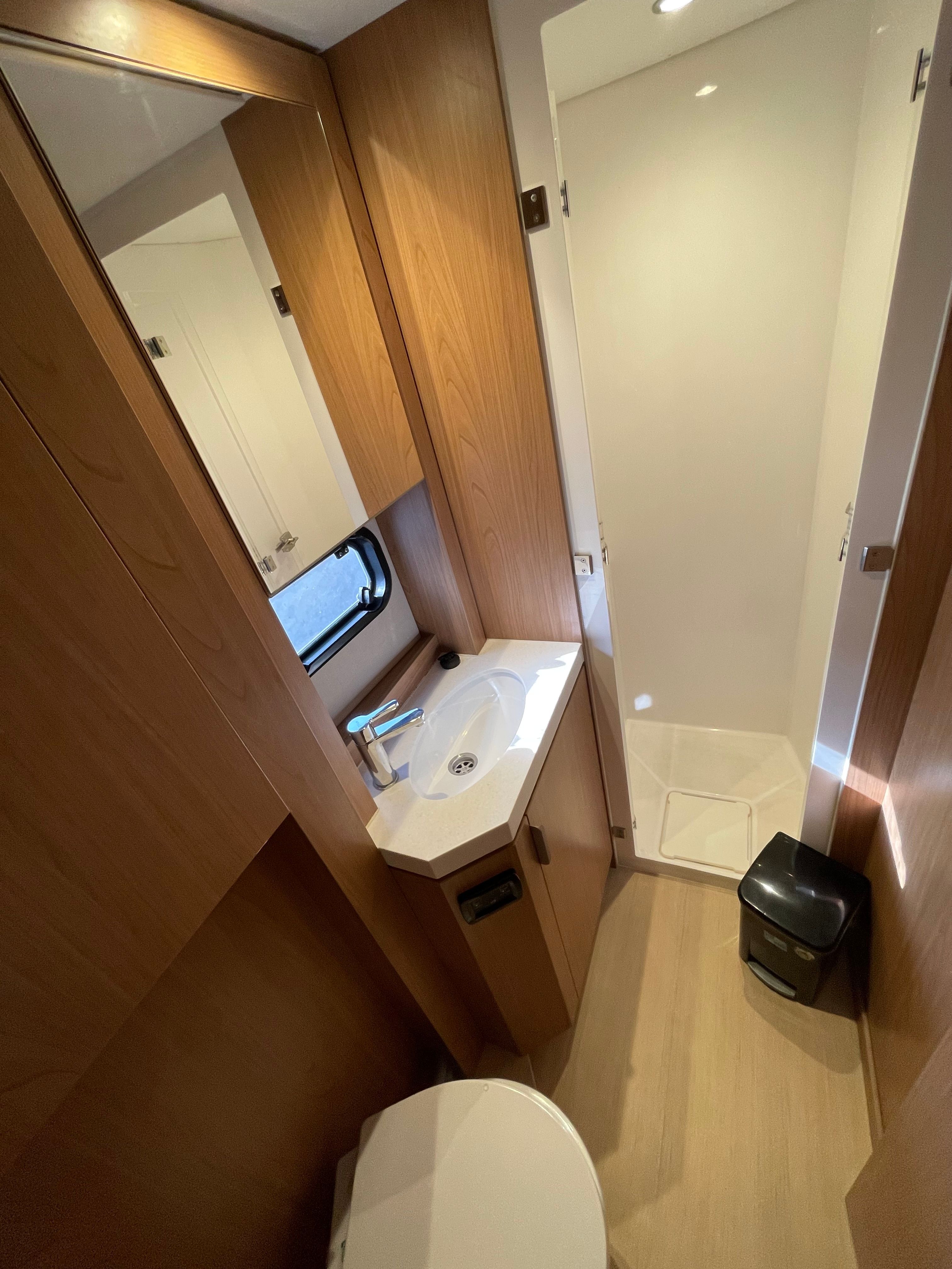 Bali 4.6 | Little Emma