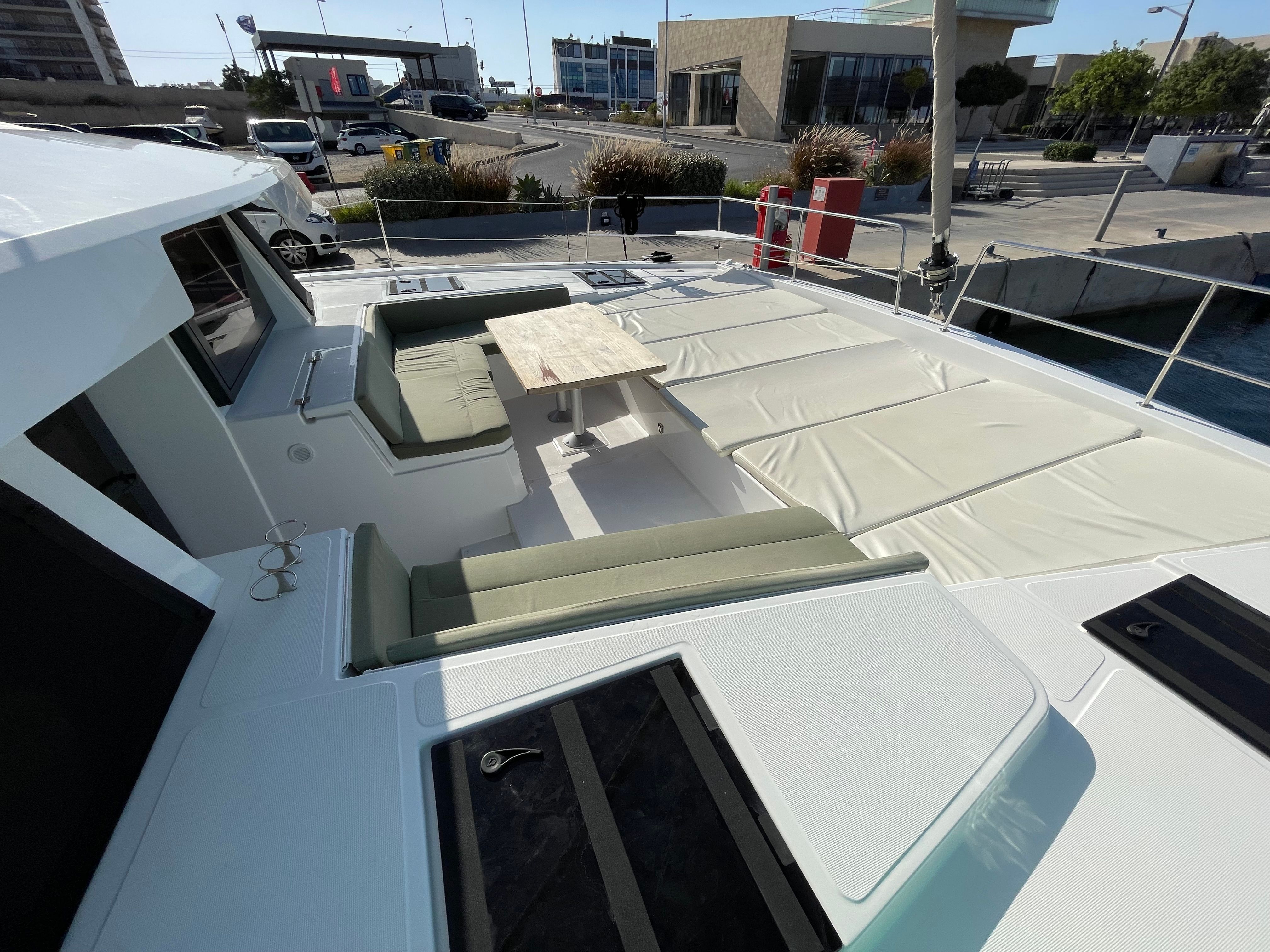 Bali 4.6 | Little Emma