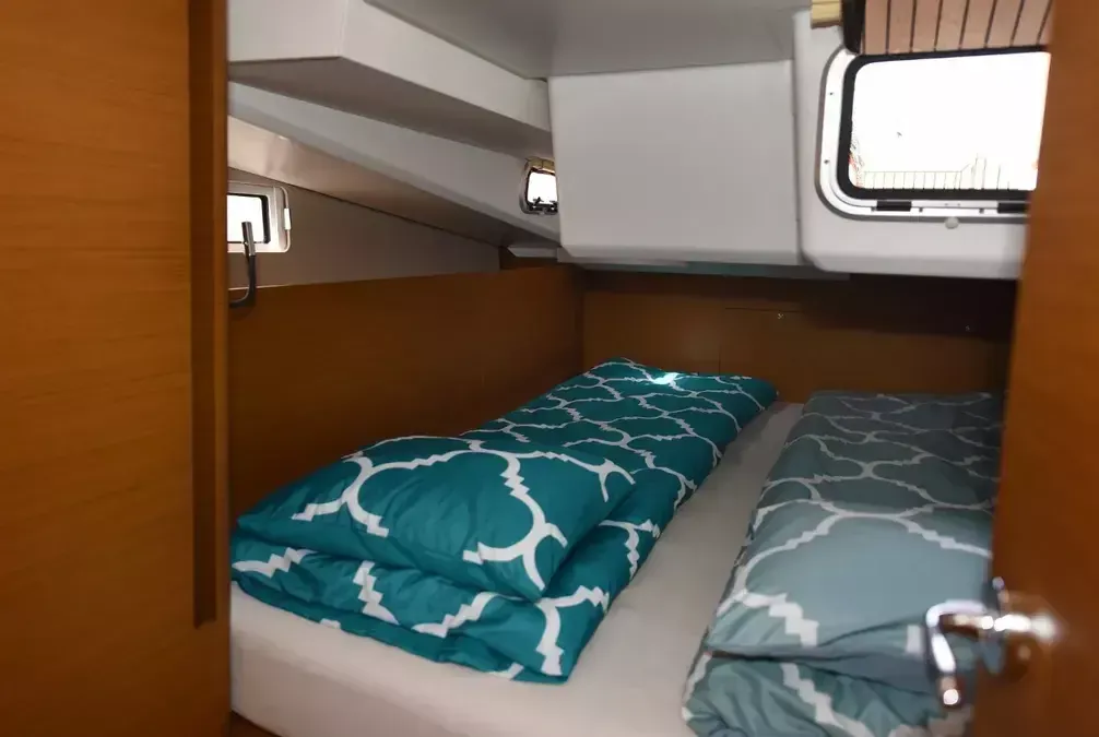 Jeanneau Sun Odyssey 440 | Rebelezza
