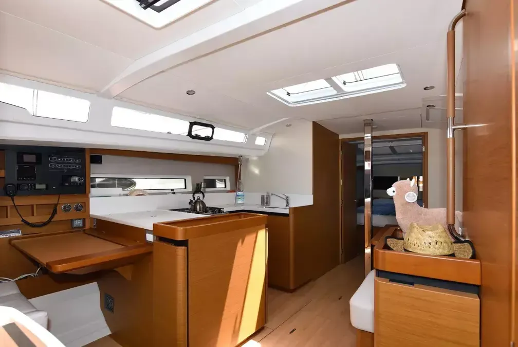 Jeanneau Sun Odyssey 440 | Rebelezza