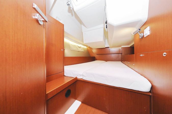 Beneteau Oceanis 41.1 | Illusion