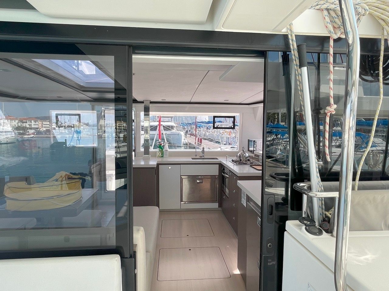 Leopard 45 | Sunsail 22