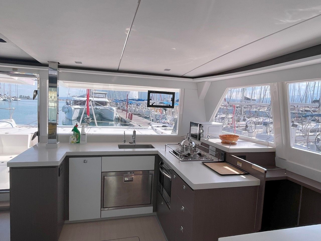 Leopard 45 | Sunsail 22