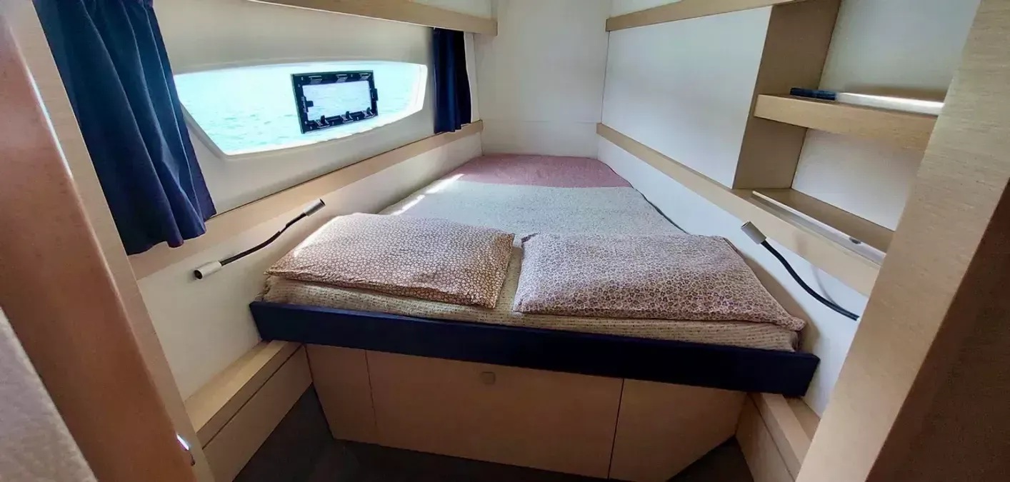 Fountaine Pajot Lucia 40 | Aqua Panda