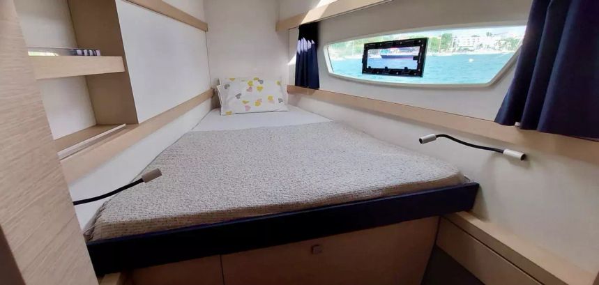 Fountaine Pajot Lucia 40 | Aqua Panda