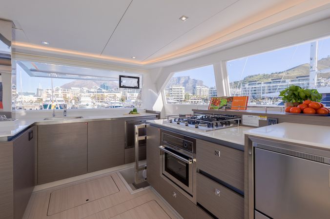 Leopard 50 | Moorings 20