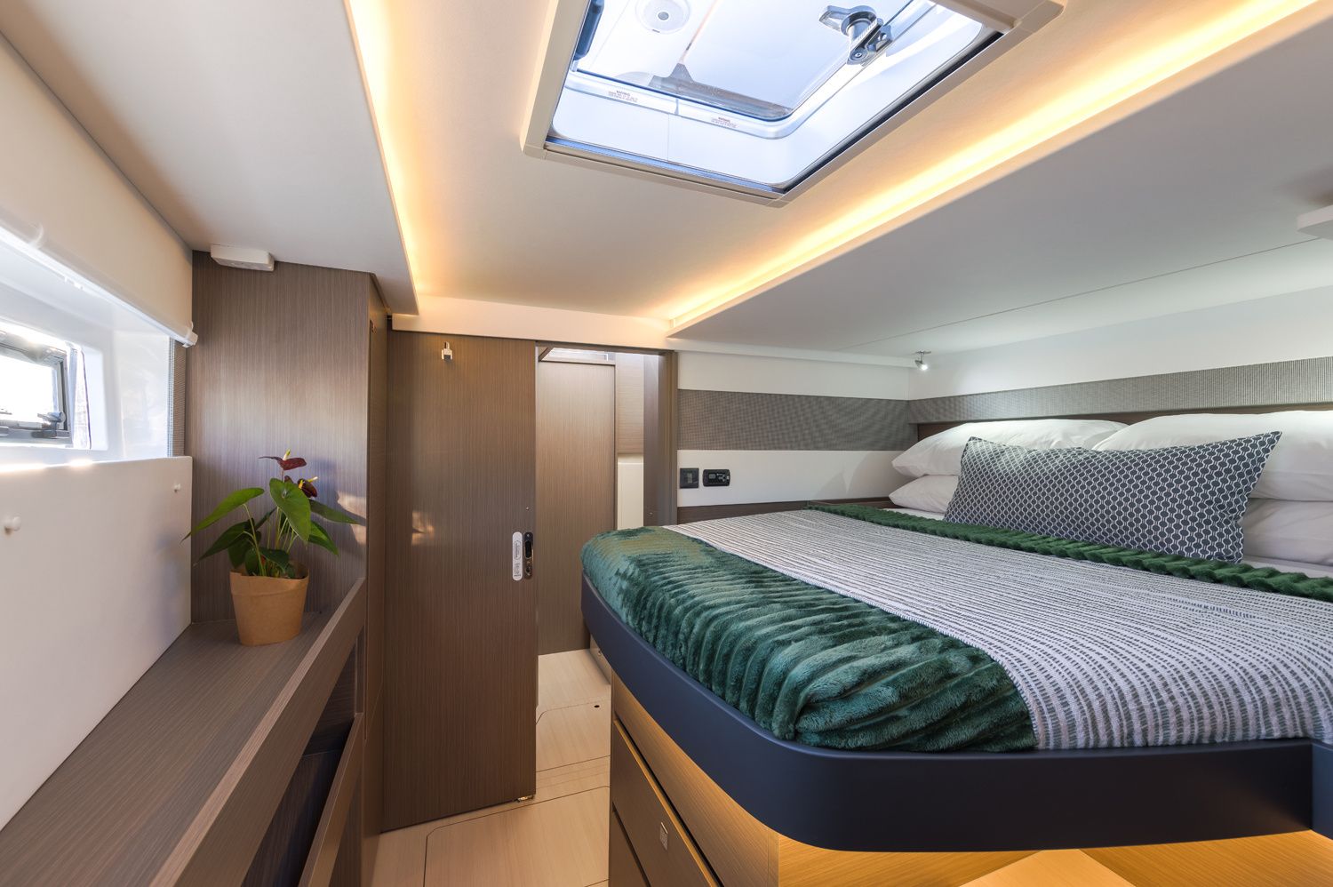 Leopard 50 | Moorings 20