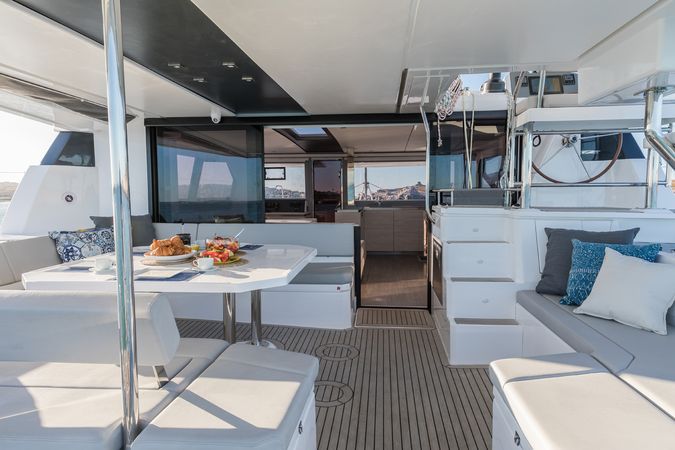 Leopard 50 | Moorings 20