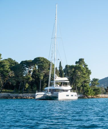 Lagoon 60 | Diamond Diva