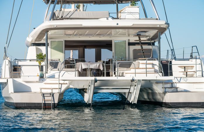 Lagoon 60 | Diamond Diva