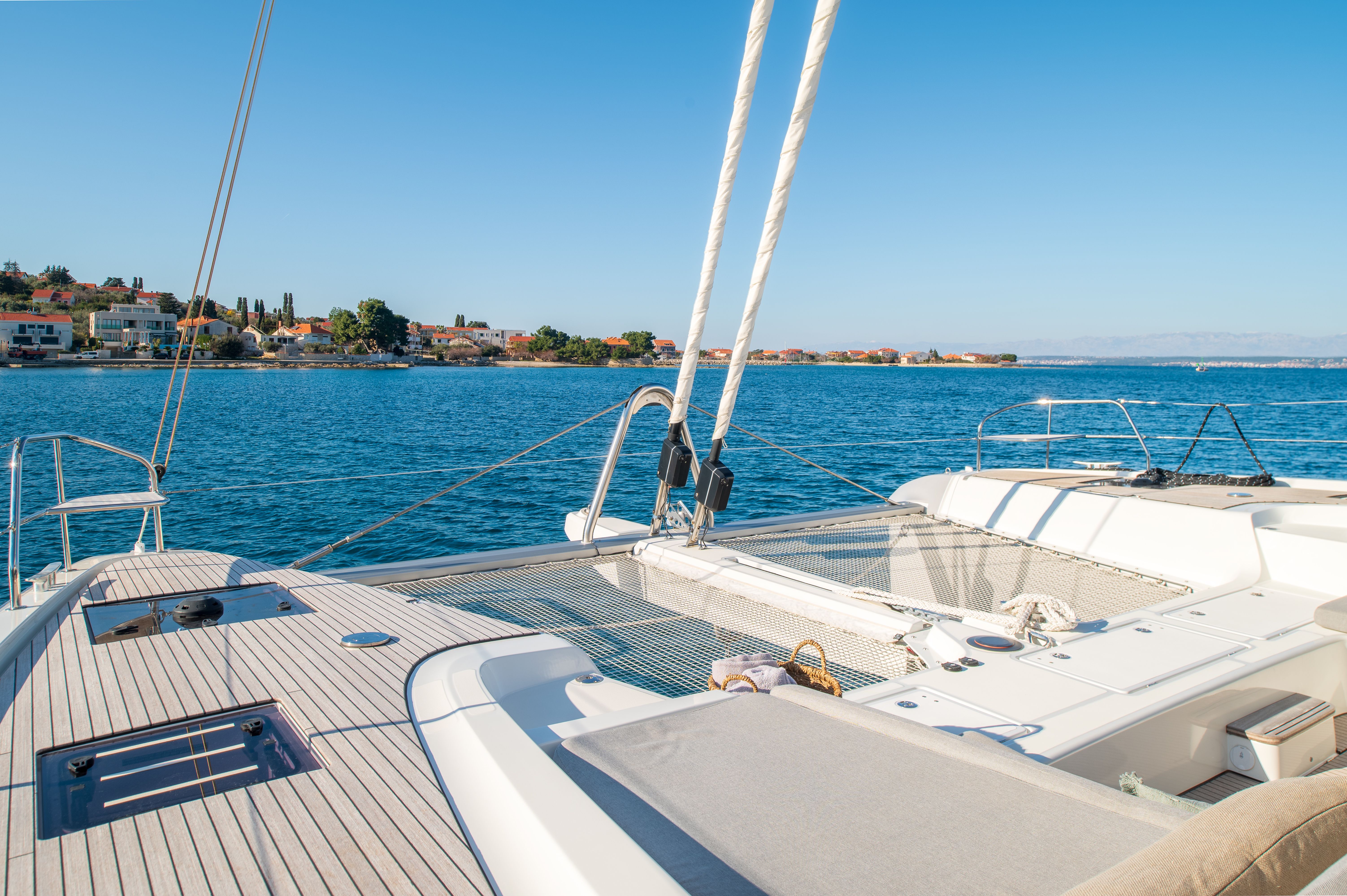 Lagoon 60 | Diamond Diva