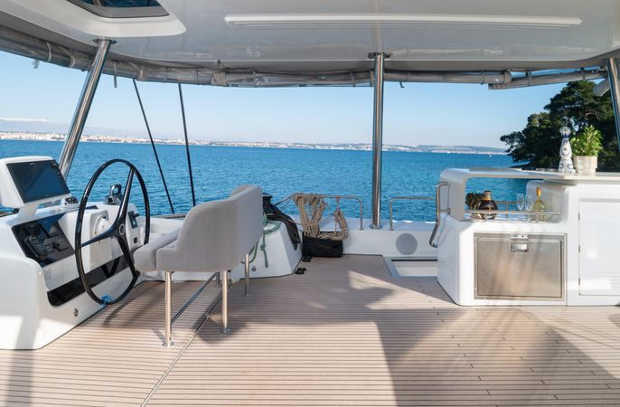 Lagoon 60 | Diamond Diva