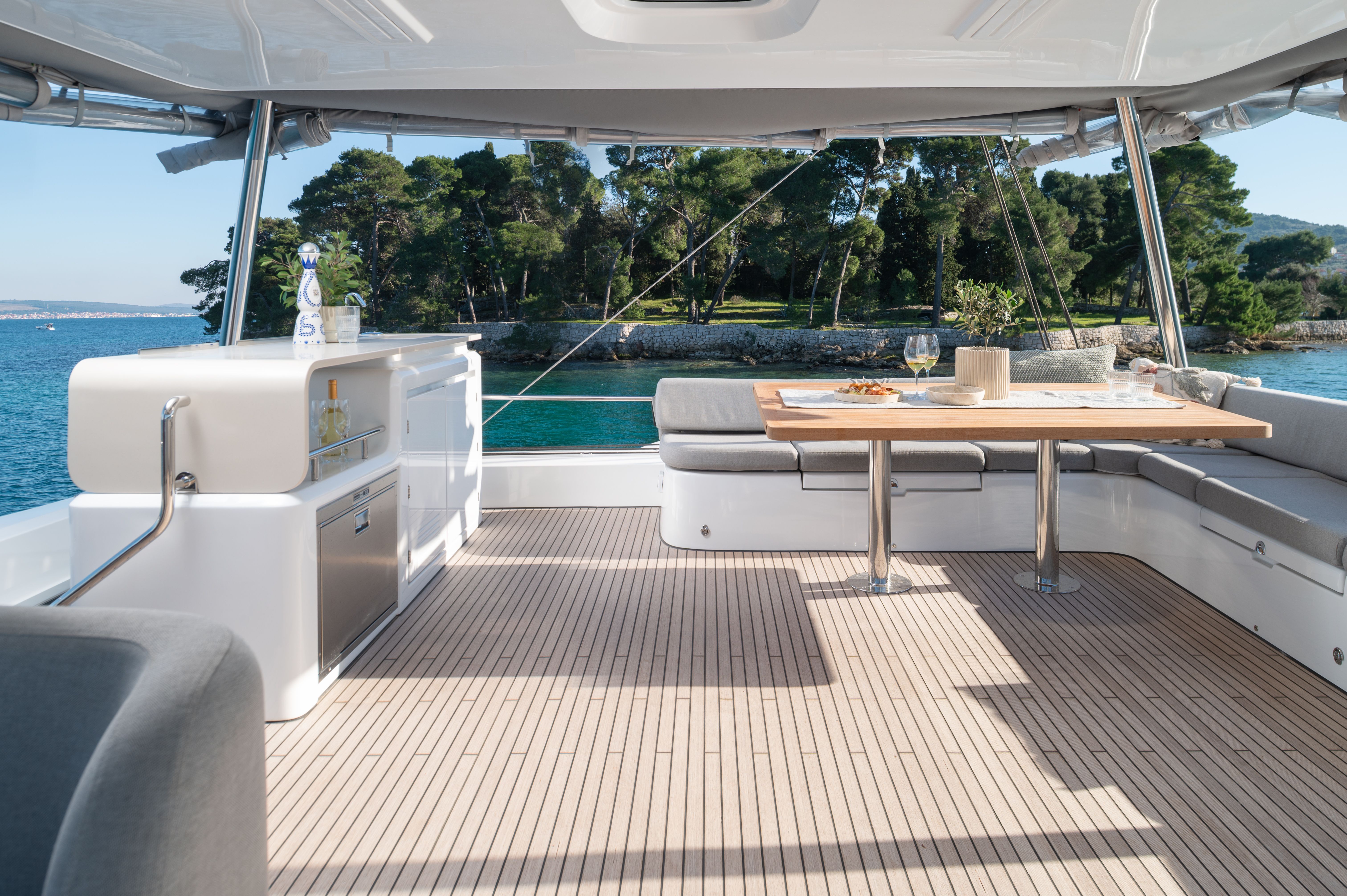 Lagoon 60 | Diamond Diva