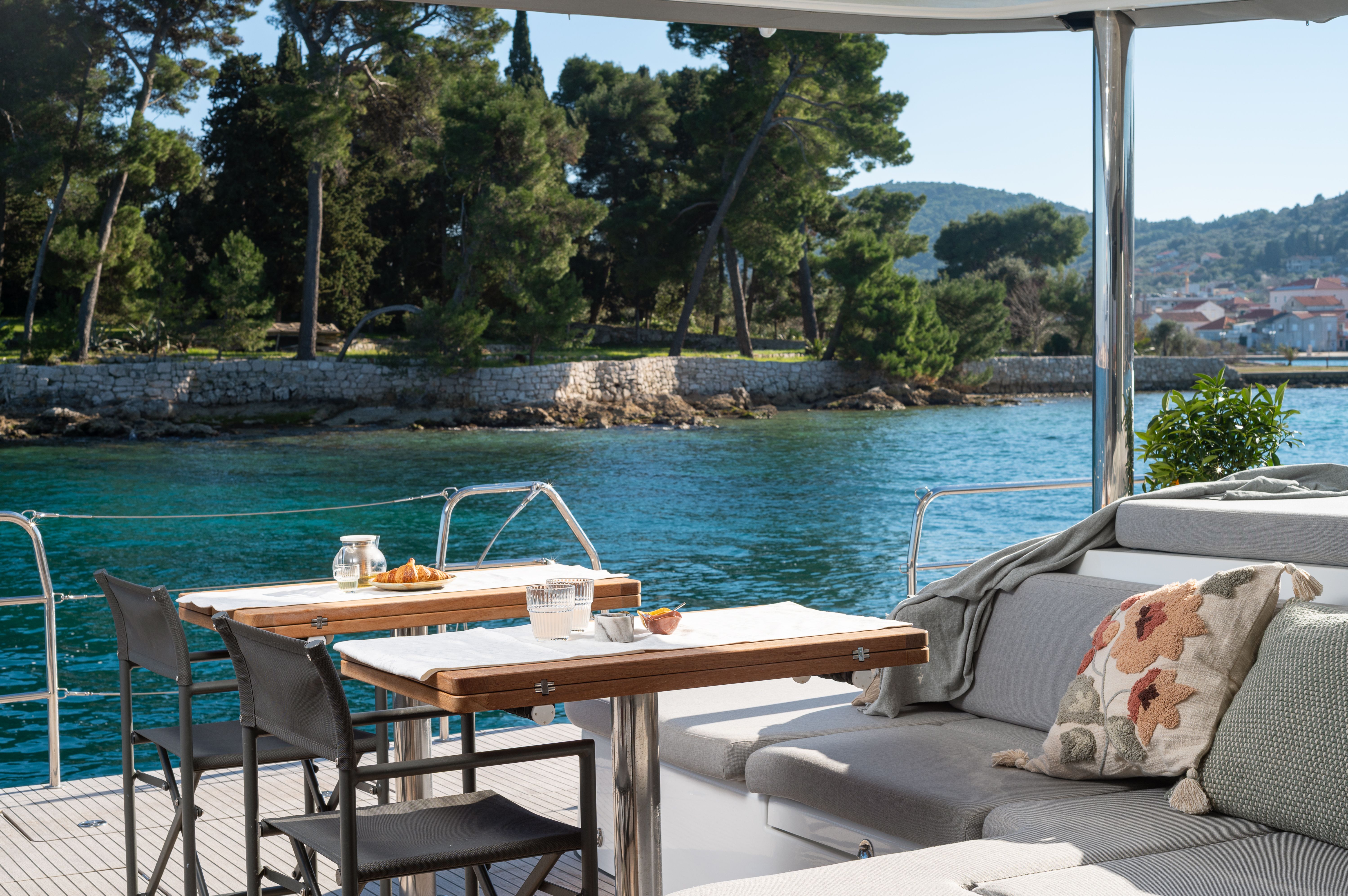 Lagoon 60 | Diamond Diva