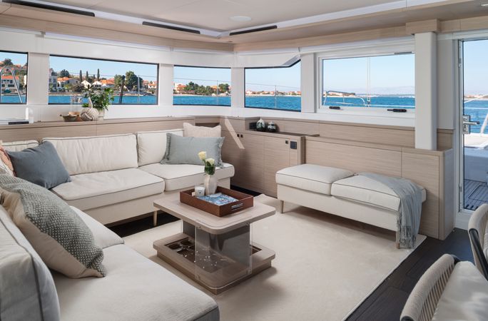 Lagoon 60 | Diamond Diva