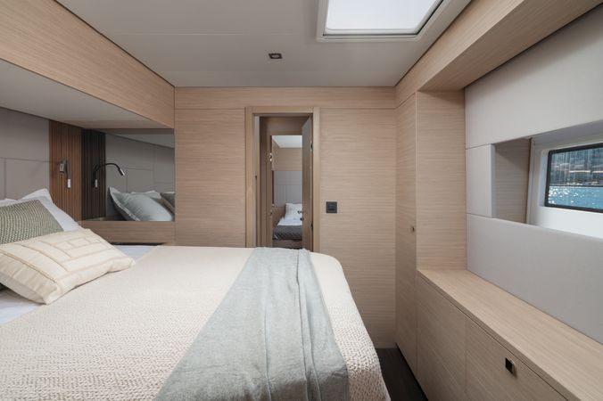 Lagoon 60 | Diamond Diva