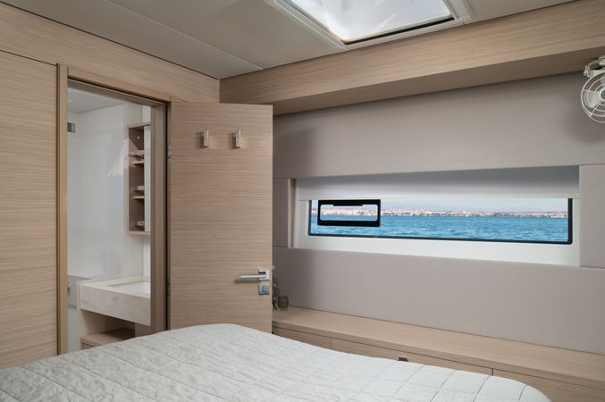 Lagoon 60 | Diamond Diva