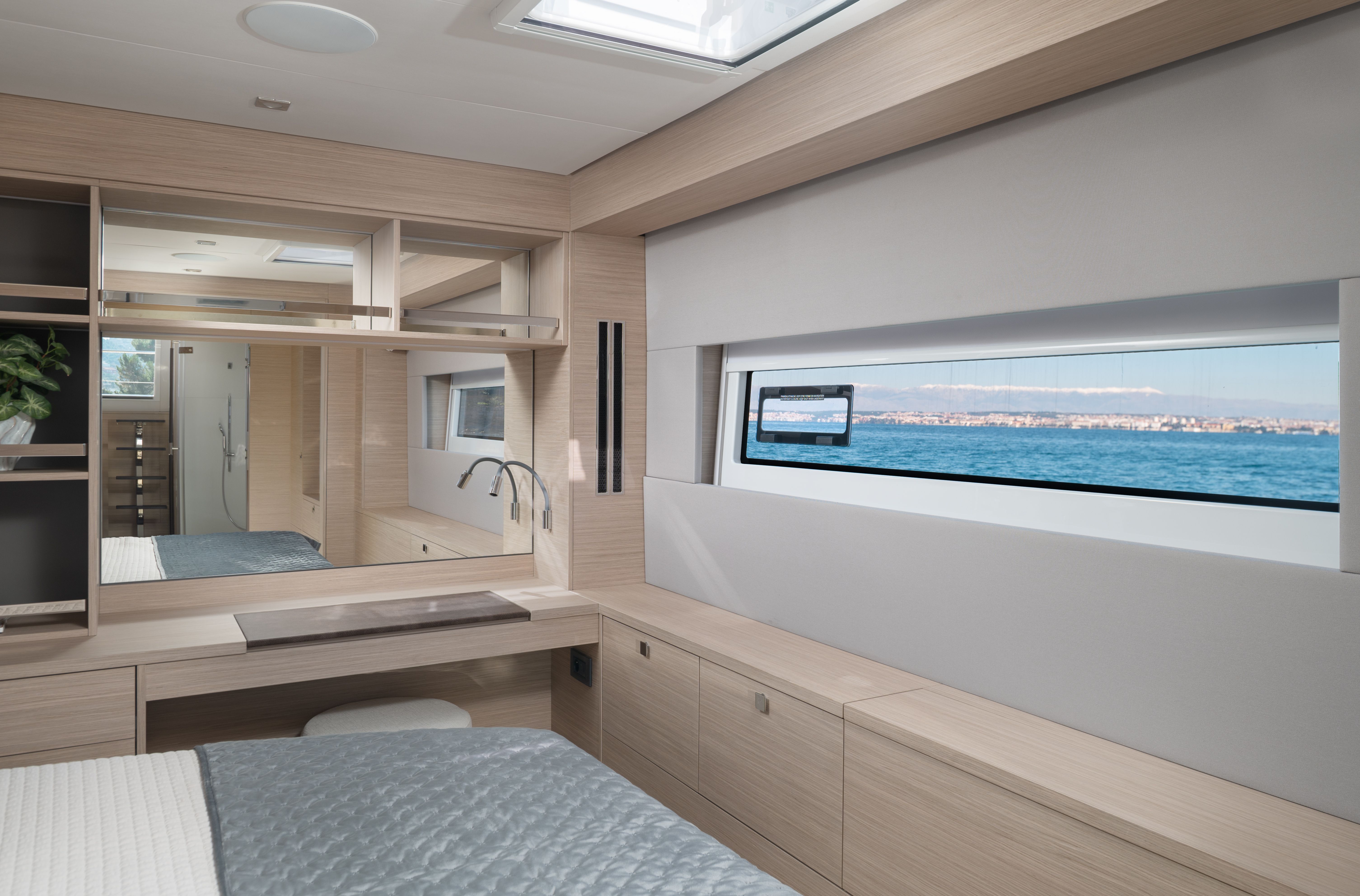 Lagoon 60 | Diamond Diva