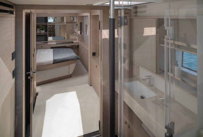 Lagoon 60 | Diamond Diva