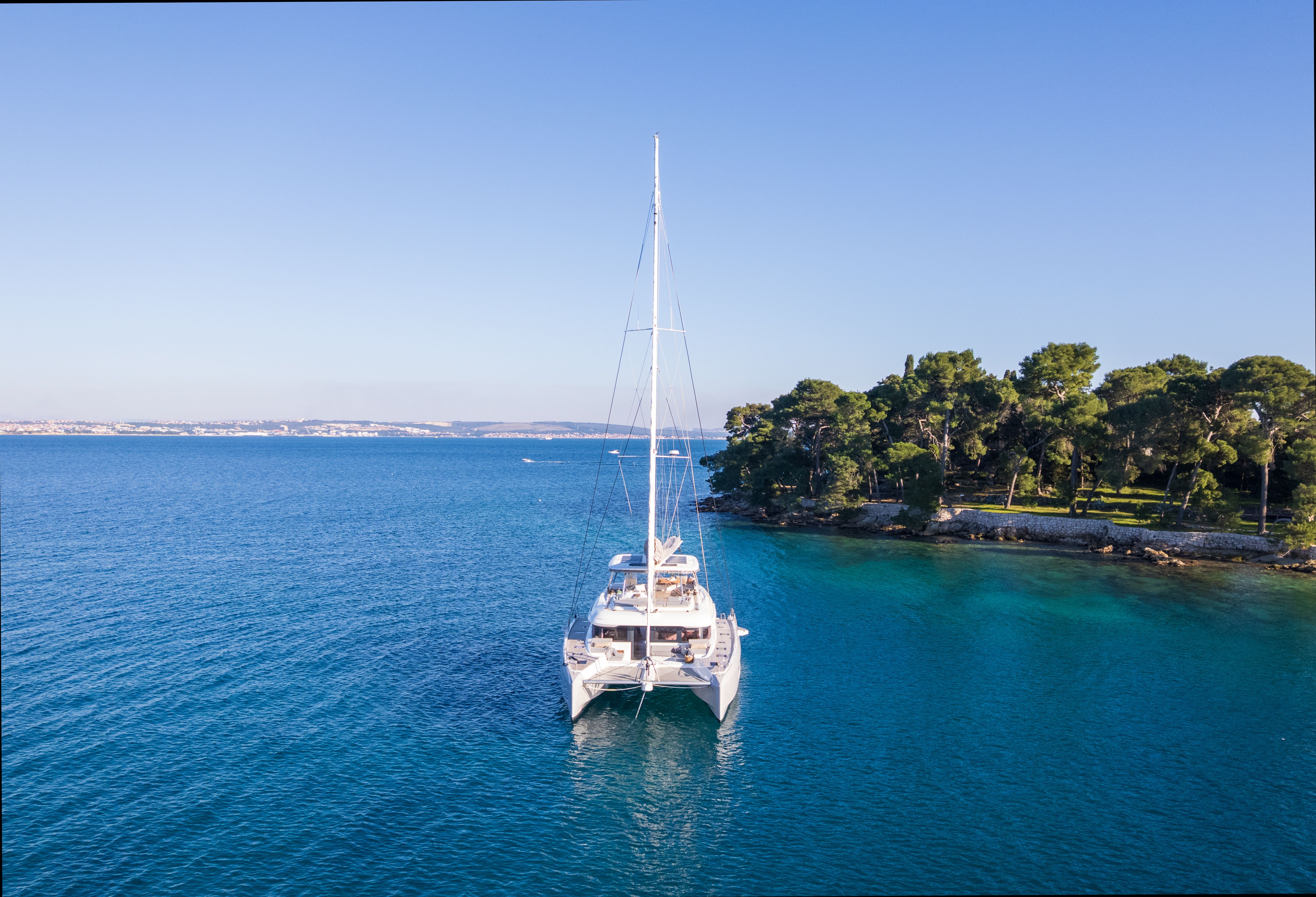 Lagoon 60 | Diamond Diva