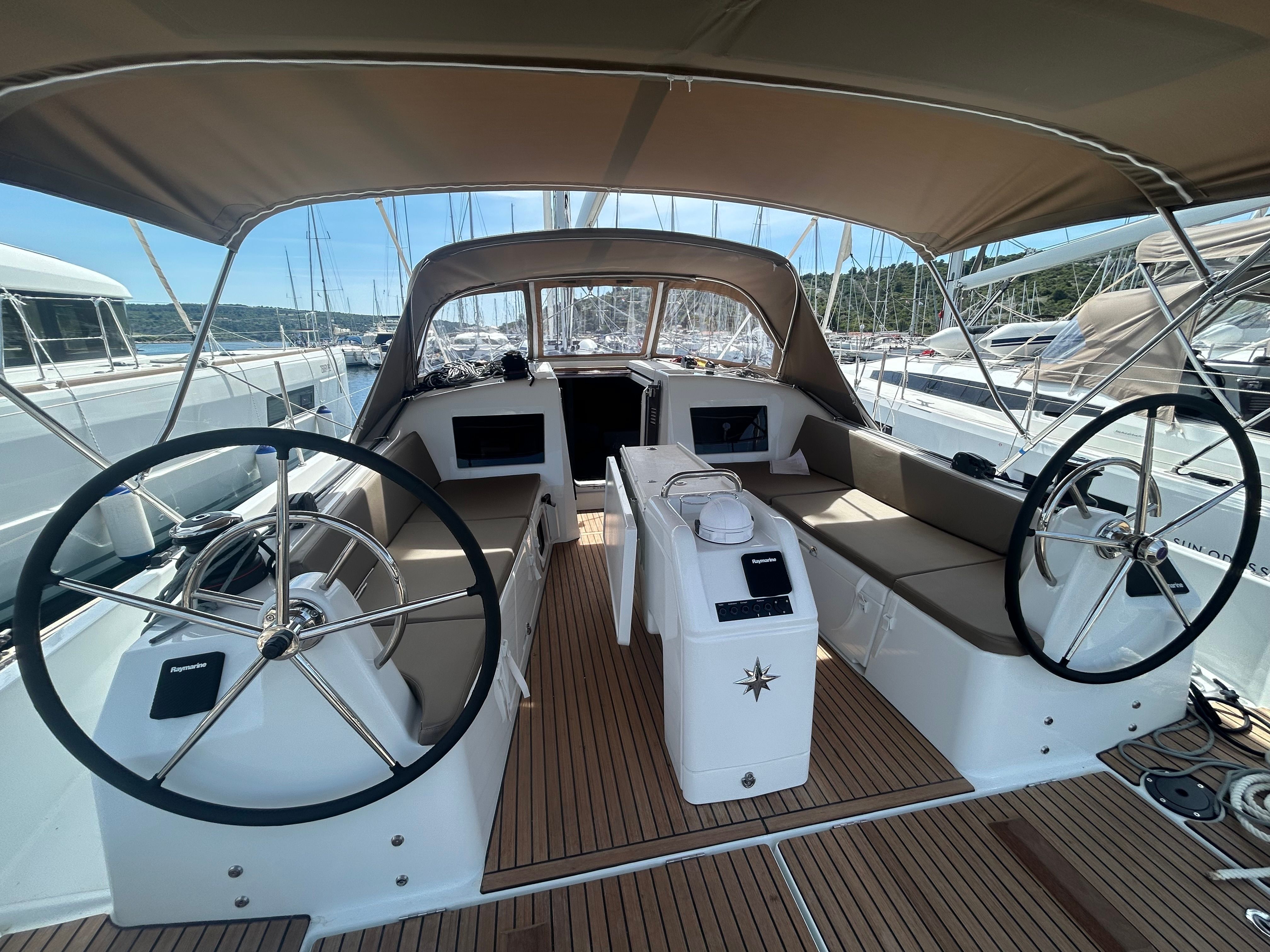 Jeanneau Sun Odyssey 410 | Oliver