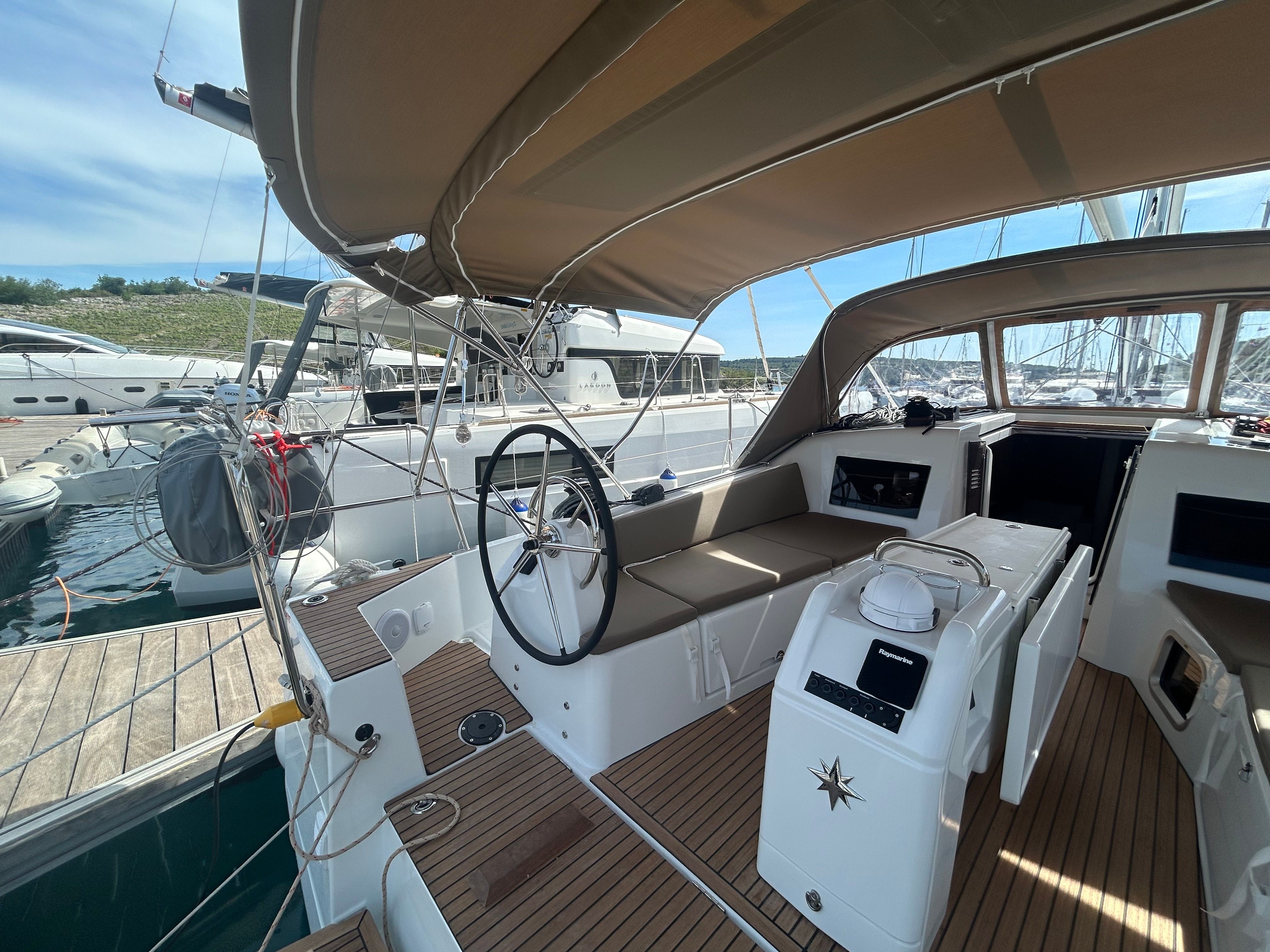 Jeanneau Sun Odyssey 410 | Oliver