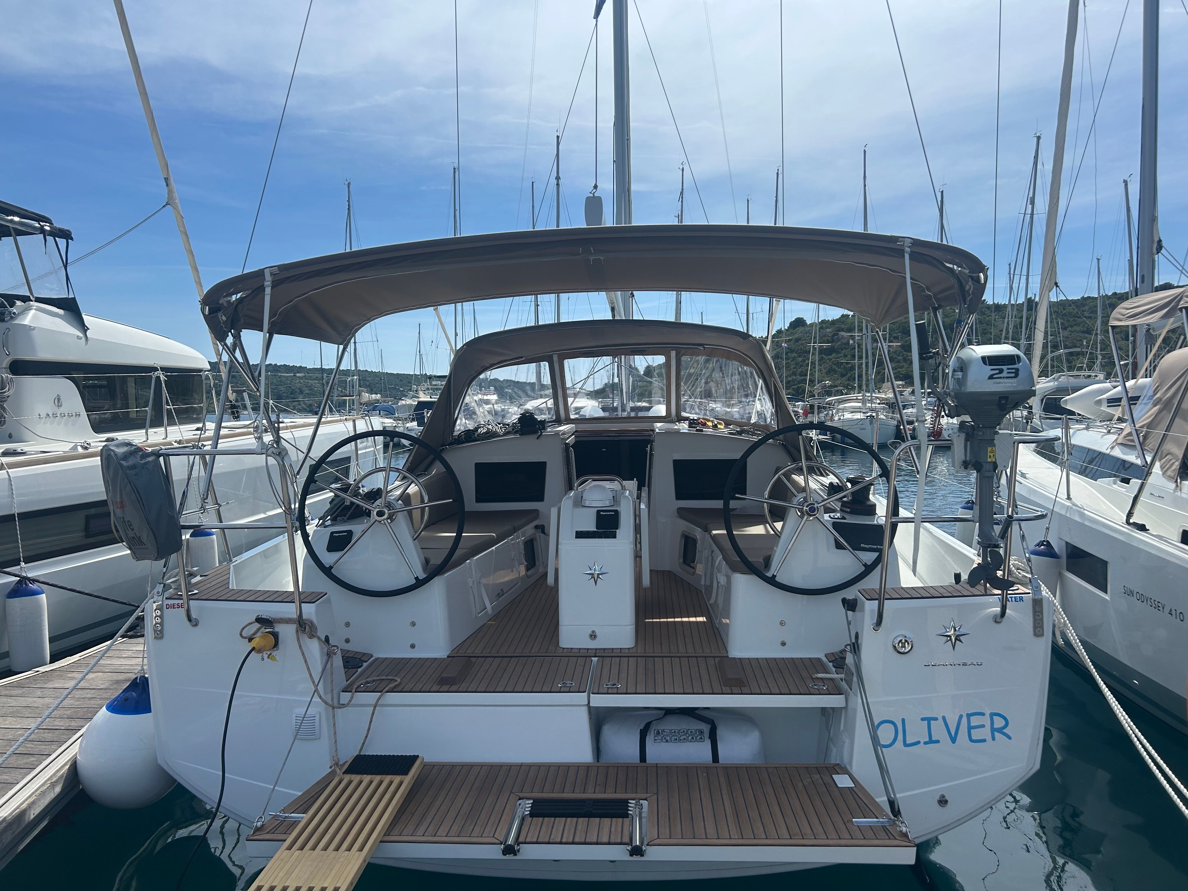 Jeanneau Sun Odyssey 410 | Oliver