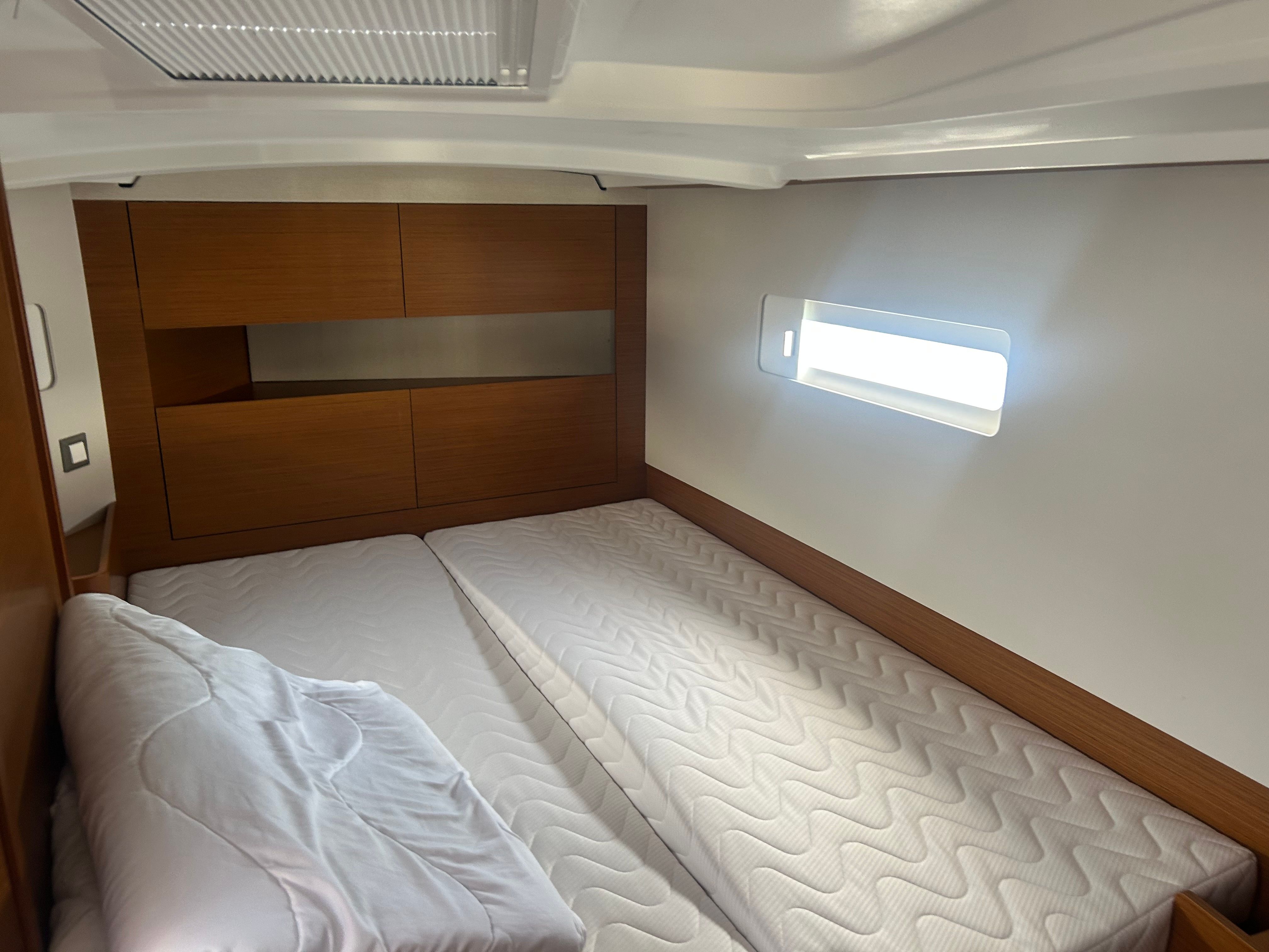 Jeanneau Sun Odyssey 410 | Oliver