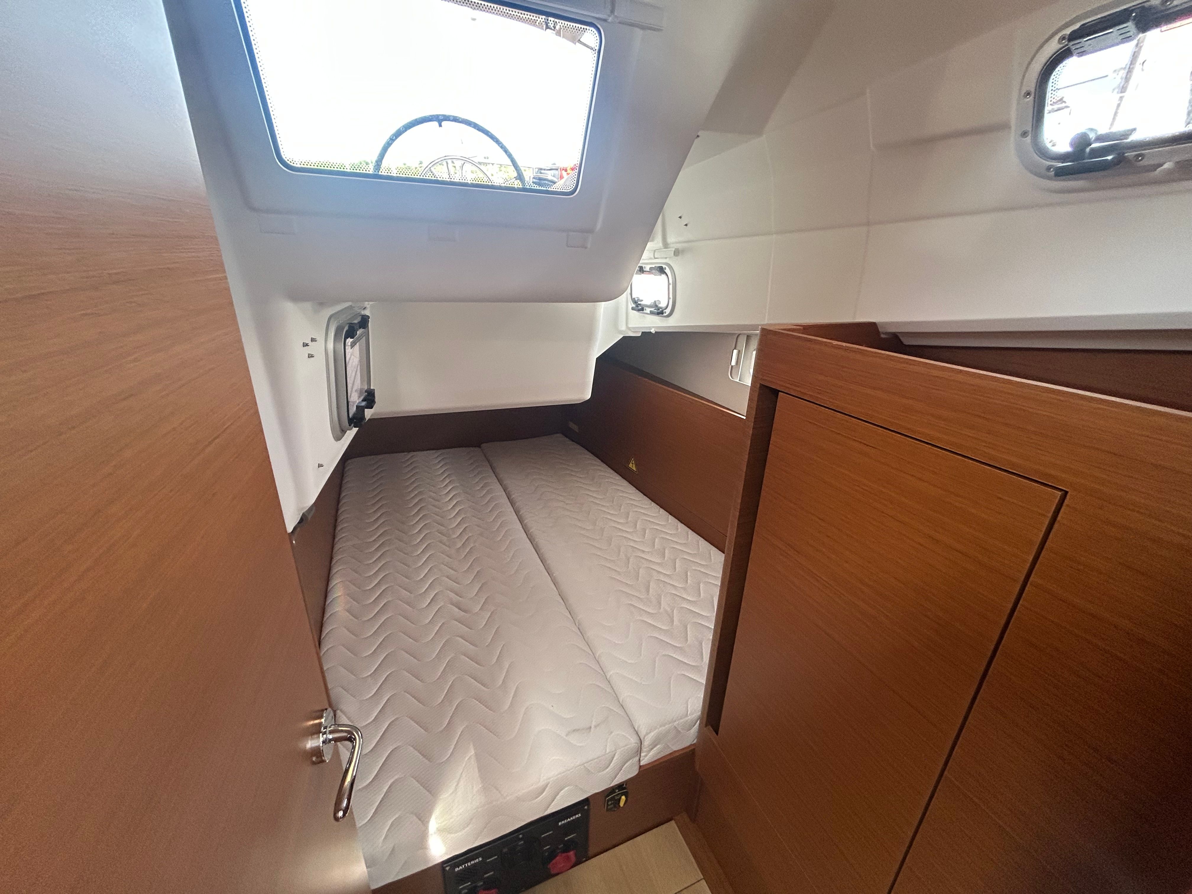 Jeanneau Sun Odyssey 410 | Oliver