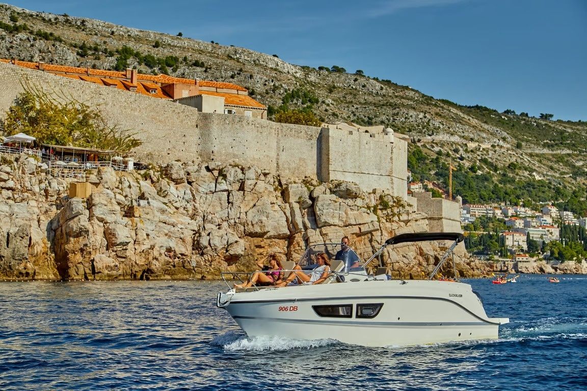 Quicksilver 805 | 19