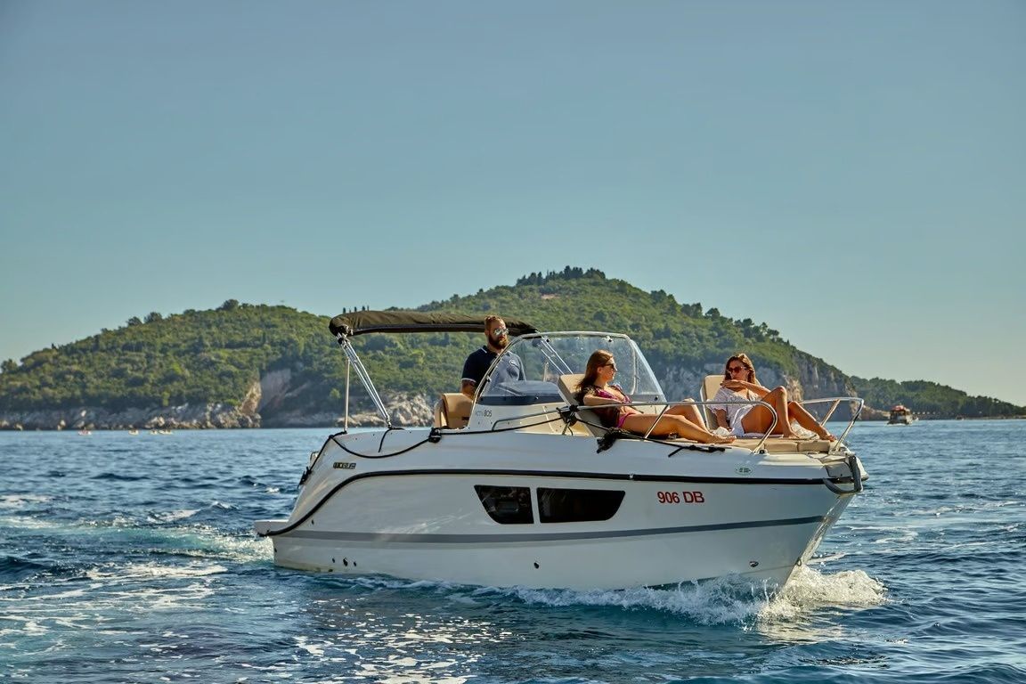 Quicksilver 805 | 19