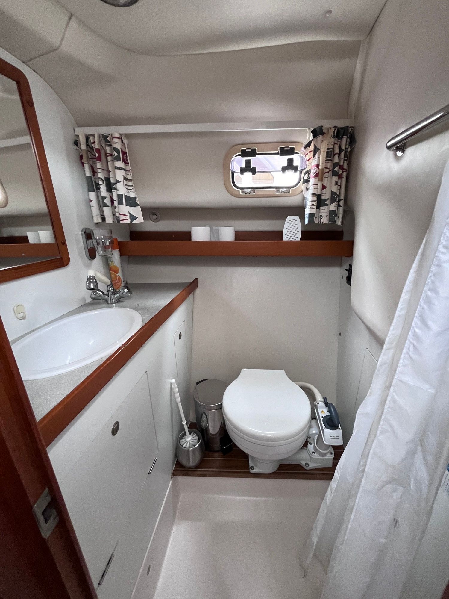 Nimbus 280 Coupe | Flotter Max