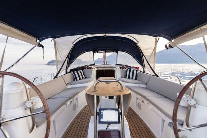 Jeanneau Sun Odyssey 42 | Cosmic Princess 3