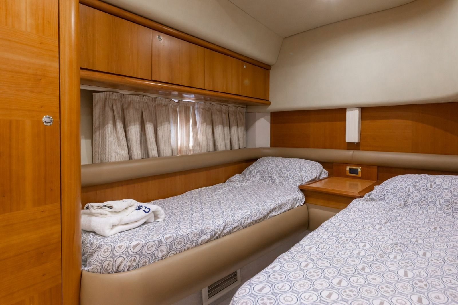 Azimut 55 | Cosmic Princess 1