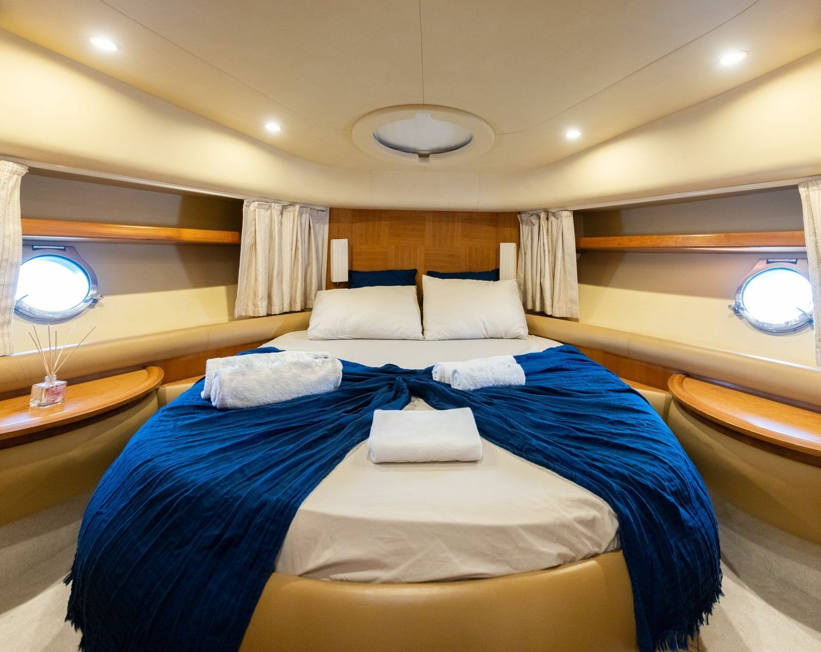 Azimut 55 | Cosmic Princess 1