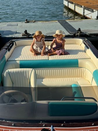 Mostes 24.5 | Elegance