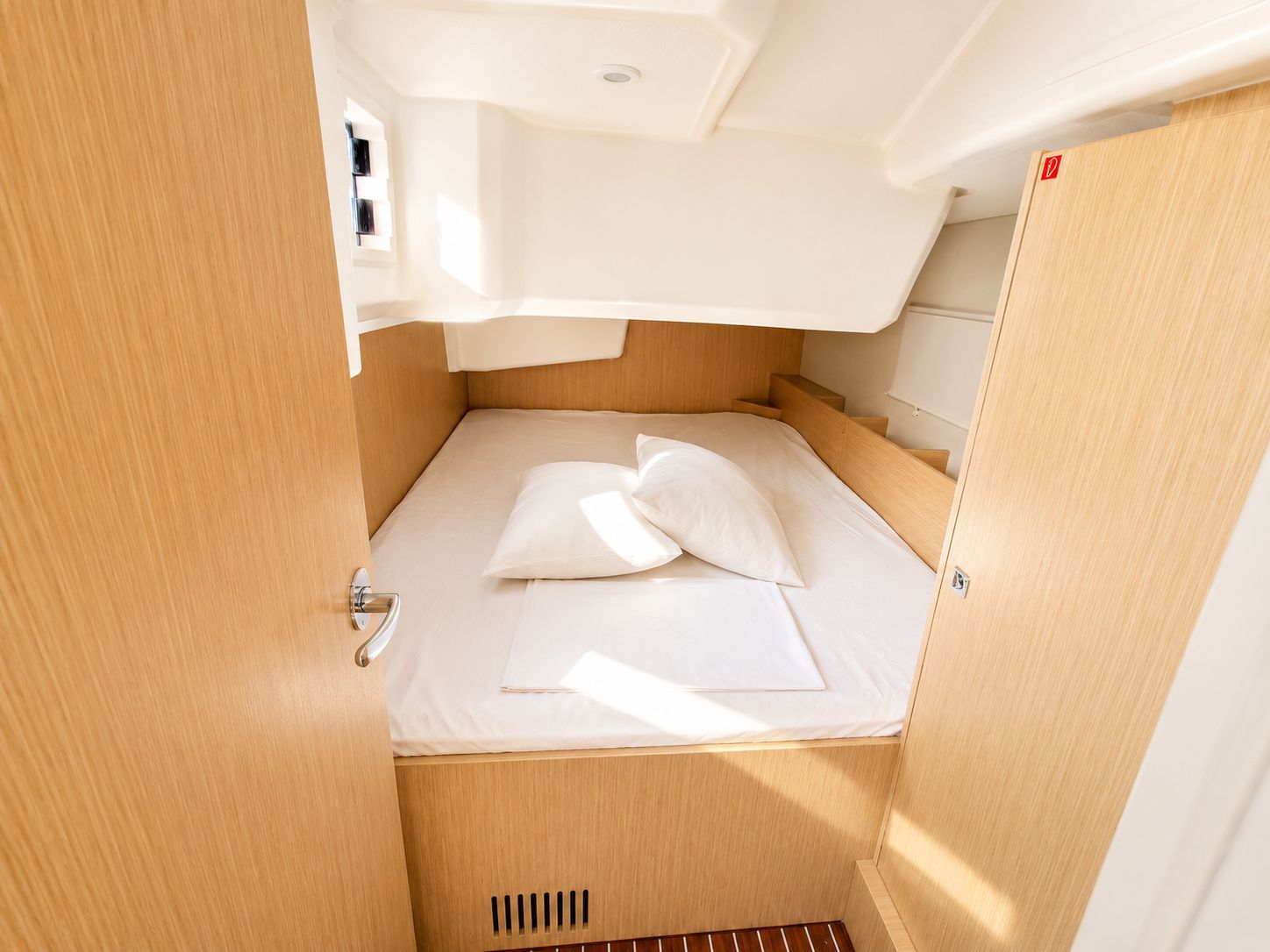 Bavaria C38 | Tena